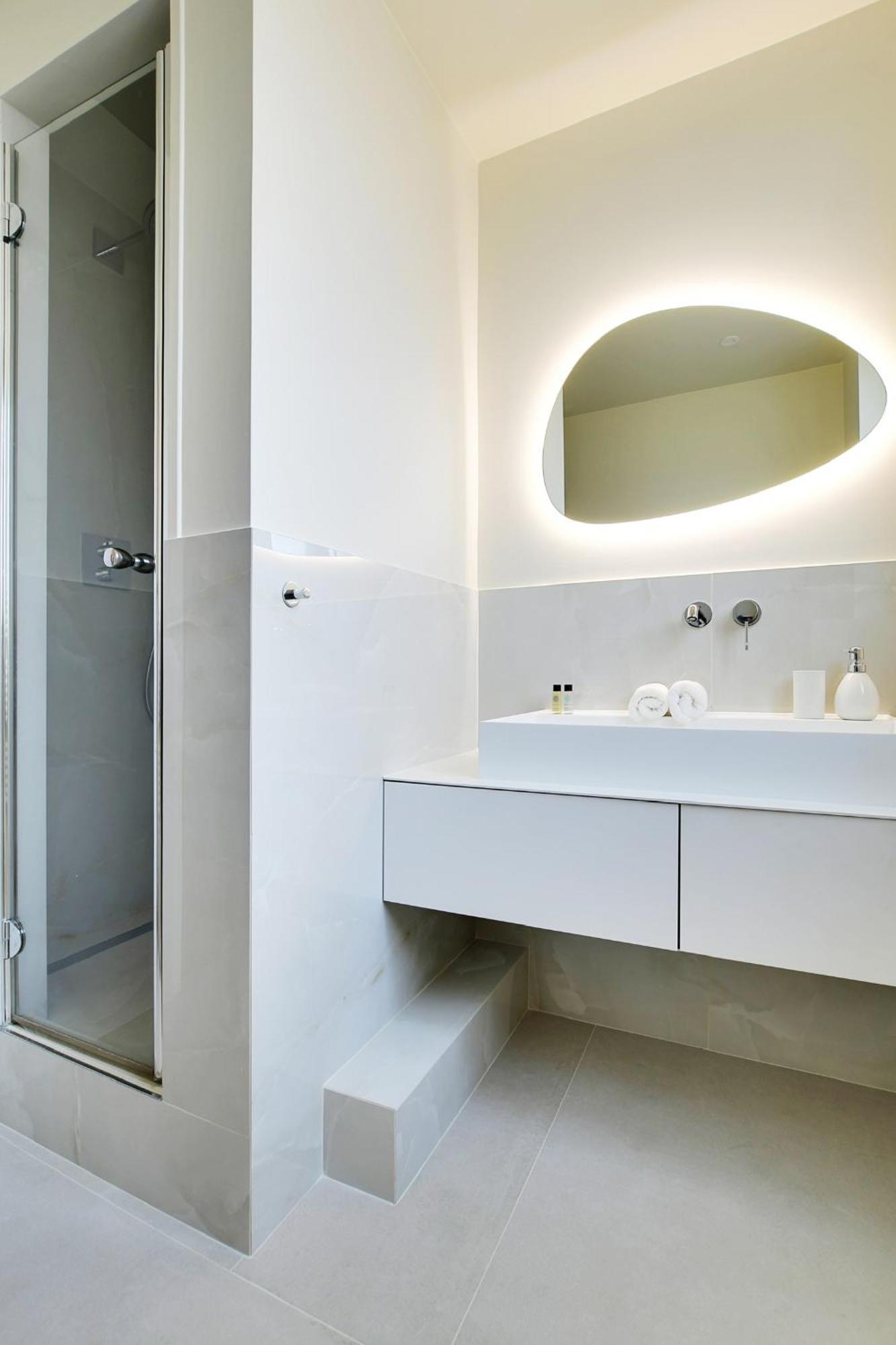 Suite Deluxe 1 By Les Maisons De Charloc Homes Boulogne-Billancourt Ngoại thất bức ảnh